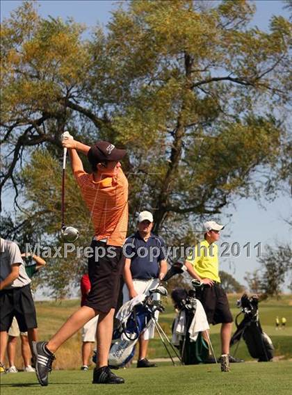 Thumbnail 2 in Iowa State Boys Golf Tournament @ Harvester photogallery.