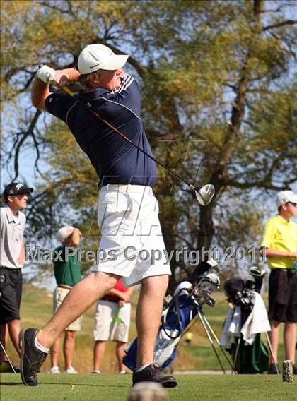 Thumbnail 1 in Iowa State Boys Golf Tournament @ Harvester photogallery.