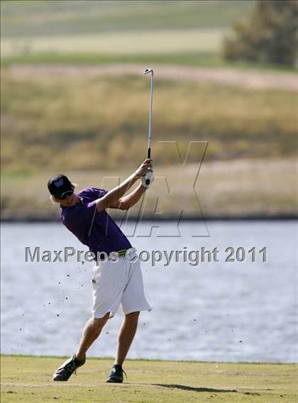 Thumbnail 2 in Iowa State Boys Golf Tournament @ Harvester photogallery.