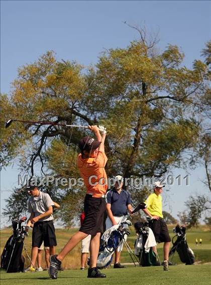 Thumbnail 1 in Iowa State Boys Golf Tournament @ Harvester photogallery.