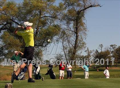 Thumbnail 3 in Iowa State Boys Golf Tournament @ Harvester photogallery.