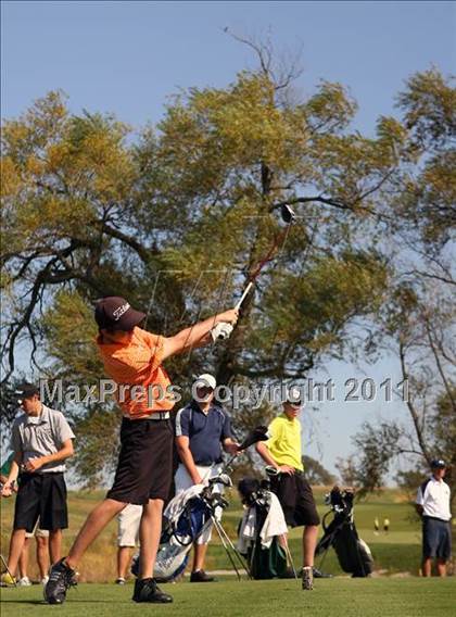 Thumbnail 3 in Iowa State Boys Golf Tournament @ Harvester photogallery.