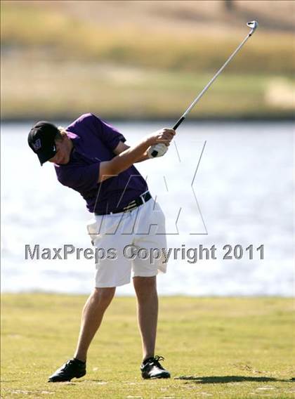 Thumbnail 2 in Iowa State Boys Golf Tournament @ Harvester photogallery.