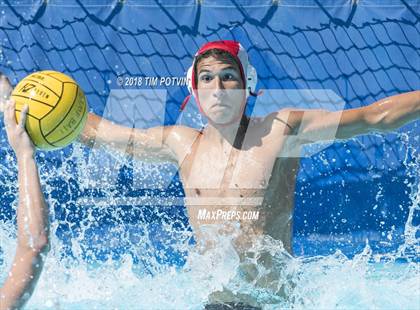 Thumbnail 2 in La Sierra vs Hemet photogallery.