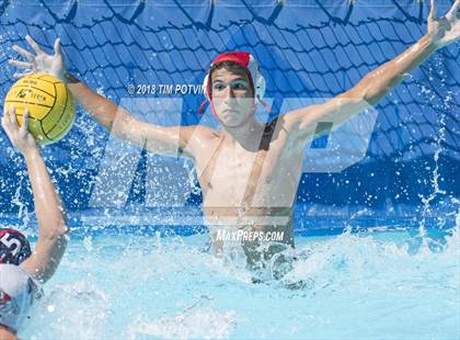 Thumbnail 3 in La Sierra vs Hemet photogallery.