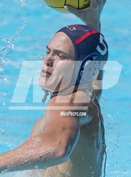 Thumbnail 2 in La Sierra vs Hemet photogallery.