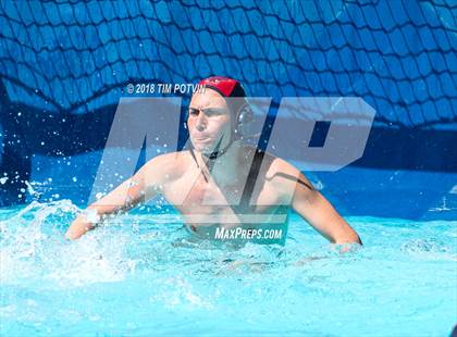 Thumbnail 2 in La Sierra vs Hemet photogallery.