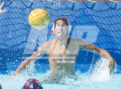 Thumbnail 2 in La Sierra vs Hemet photogallery.