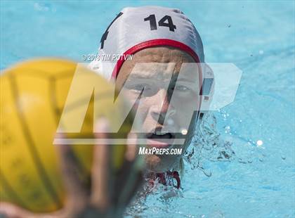 Thumbnail 2 in La Sierra vs Hemet photogallery.