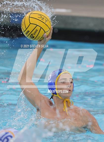 Thumbnail 1 in Grossmont vs. San Pasqual (America's Finest City Tournament) photogallery.