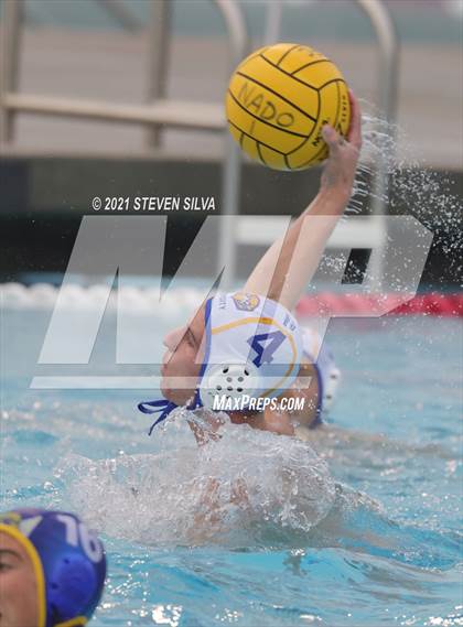 Thumbnail 3 in Grossmont vs. San Pasqual (America's Finest City Tournament) photogallery.