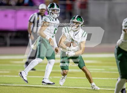 Thumbnail 3 in Dinuba @ Tulare Western photogallery.