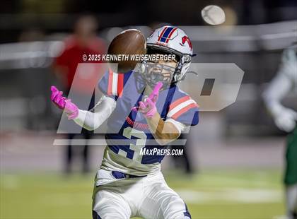Thumbnail 2 in Dinuba @ Tulare Western photogallery.