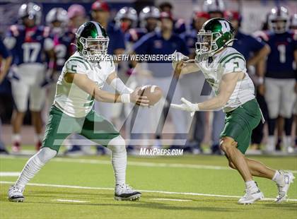 Thumbnail 2 in Dinuba @ Tulare Western photogallery.