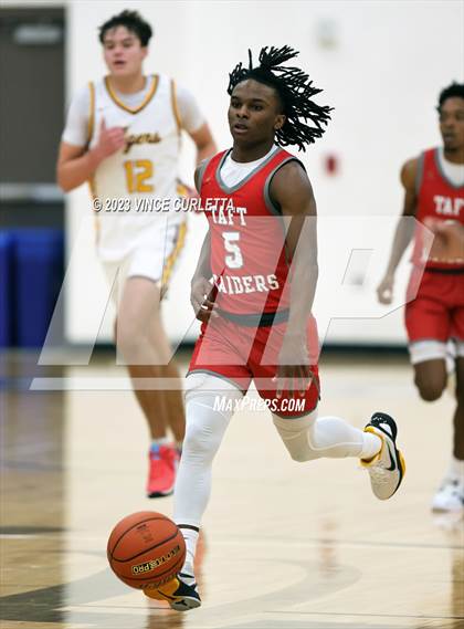 Thumbnail 2 in Taft @ Dripping Springs (CTX Tip-Off Showcase @ Concordia University) photogallery.