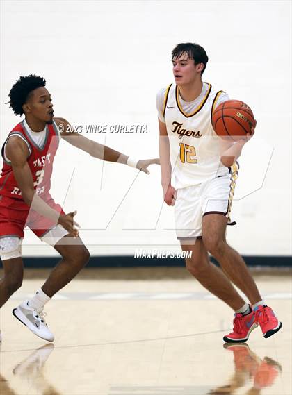 Thumbnail 3 in Taft @ Dripping Springs (CTX Tip-Off Showcase @ Concordia University) photogallery.