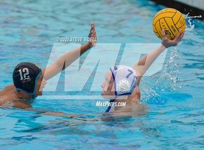 Thumbnail 2 in Francis Parker vs. St. Xavier (America's Finest City Tournament) photogallery.
