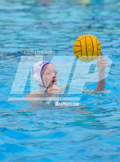 Thumbnail 2 in Francis Parker vs. St. Xavier (America's Finest City Tournament) photogallery.