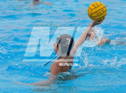 Thumbnail 2 in Francis Parker vs. St. Xavier (America's Finest City Tournament) photogallery.