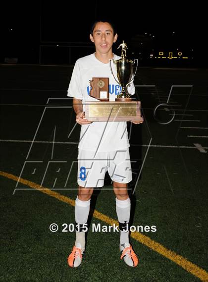 Thumbnail 1 in Chandler (AIA D1 Final Award Photos) photogallery.