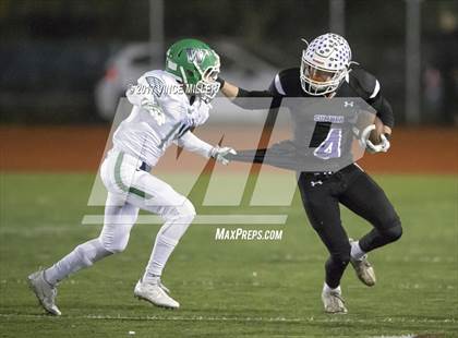 Thumbnail 2 in Woodinville vs. Sumner (WIAA 4A Semifinal) photogallery.