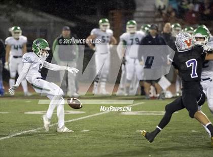 Thumbnail 1 in Woodinville vs. Sumner (WIAA 4A Semifinal) photogallery.