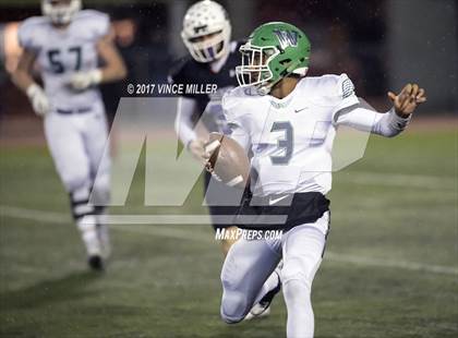 Thumbnail 3 in Woodinville vs. Sumner (WIAA 4A Semifinal) photogallery.