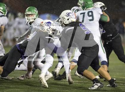 Thumbnail 1 in Woodinville vs. Sumner (WIAA 4A Semifinal) photogallery.