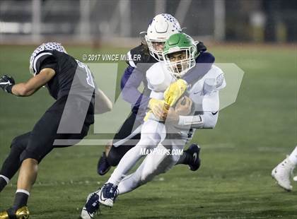 Thumbnail 3 in Woodinville vs. Sumner (WIAA 4A Semifinal) photogallery.