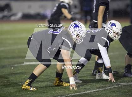 Thumbnail 1 in Woodinville vs. Sumner (WIAA 4A Semifinal) photogallery.