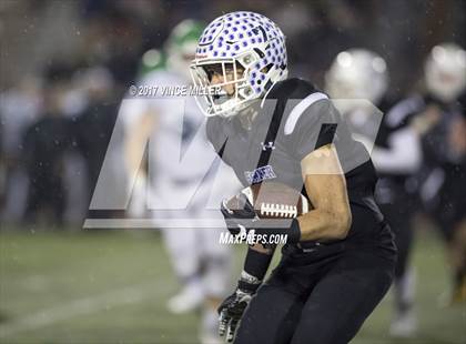 Thumbnail 1 in Woodinville vs. Sumner (WIAA 4A Semifinal) photogallery.