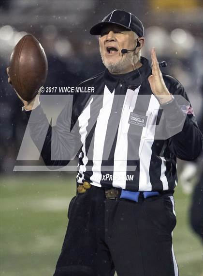 Thumbnail 3 in Woodinville vs. Sumner (WIAA 4A Semifinal) photogallery.