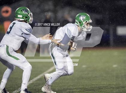 Thumbnail 2 in Woodinville vs. Sumner (WIAA 4A Semifinal) photogallery.