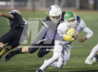 Thumbnail 1 in Woodinville vs. Sumner (WIAA 4A Semifinal) photogallery.