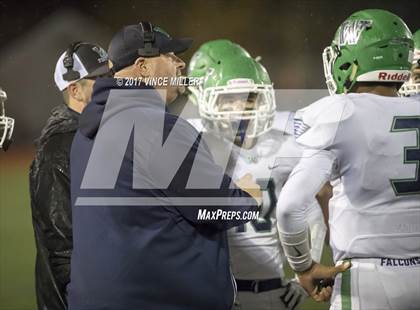 Thumbnail 3 in Woodinville vs. Sumner (WIAA 4A Semifinal) photogallery.