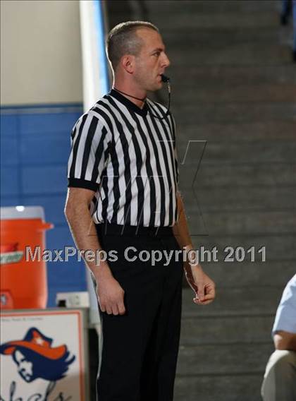 Thumbnail 1 in Graves County vs. Scott County Central (Marshall County Hoopfest) photogallery.