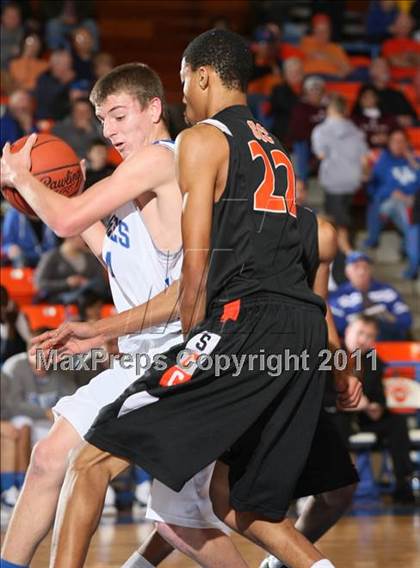Thumbnail 1 in Graves County vs. Scott County Central (Marshall County Hoopfest) photogallery.