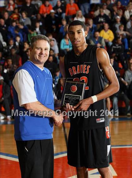 Thumbnail 3 in Graves County vs. Scott County Central (Marshall County Hoopfest) photogallery.