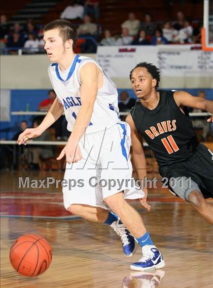 Thumbnail 1 in Graves County vs. Scott County Central (Marshall County Hoopfest) photogallery.