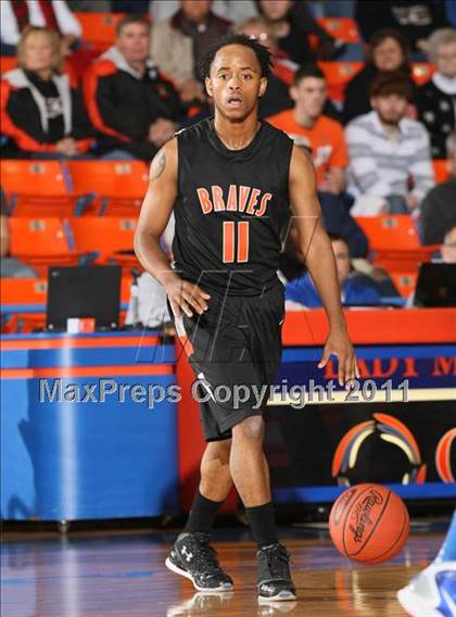 Thumbnail 2 in Graves County vs. Scott County Central (Marshall County Hoopfest) photogallery.