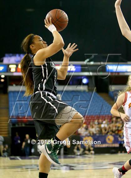 Thumbnail 3 in St. Francis vs. Castro Valley (CIF NorCal Regional D1 Final) photogallery.