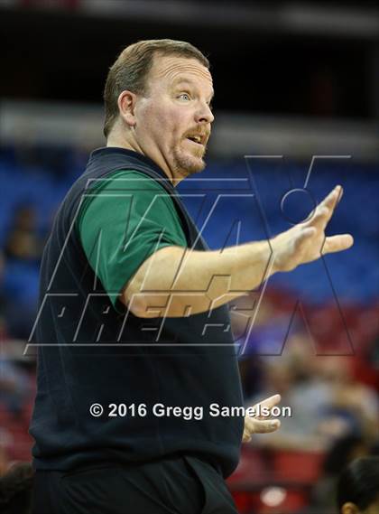 Thumbnail 1 in St. Francis vs. Castro Valley (CIF NorCal Regional D1 Final) photogallery.
