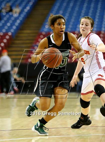 Thumbnail 2 in St. Francis vs. Castro Valley (CIF NorCal Regional D1 Final) photogallery.