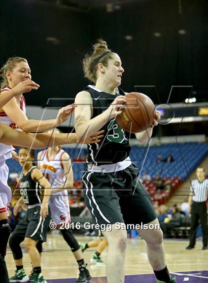 Thumbnail 1 in St. Francis vs. Castro Valley (CIF NorCal Regional D1 Final) photogallery.