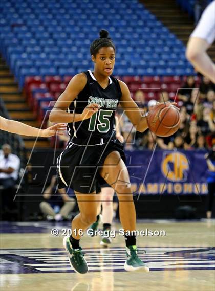 Thumbnail 2 in St. Francis vs. Castro Valley (CIF NorCal Regional D1 Final) photogallery.