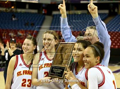 Thumbnail 1 in St. Francis vs. Castro Valley (CIF NorCal Regional D1 Final) photogallery.