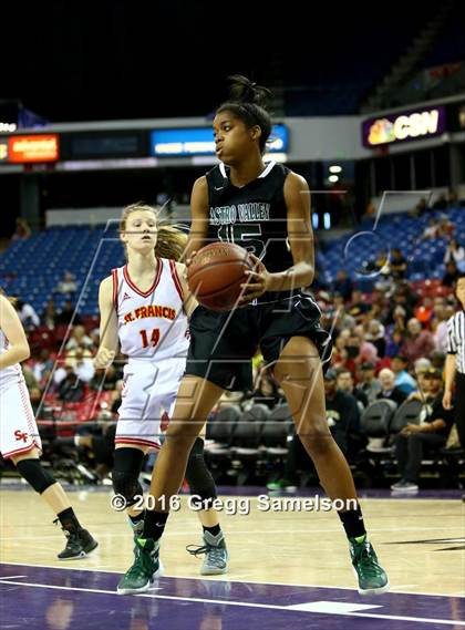 Thumbnail 3 in St. Francis vs. Castro Valley (CIF NorCal Regional D1 Final) photogallery.