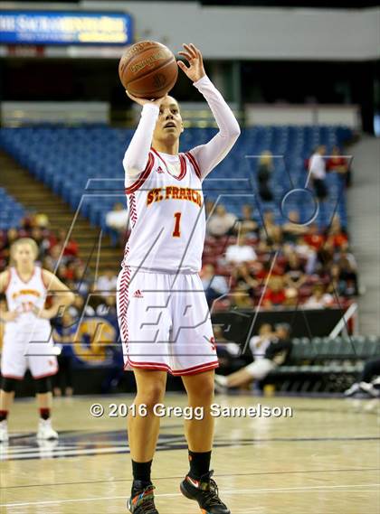 Thumbnail 3 in St. Francis vs. Castro Valley (CIF NorCal Regional D1 Final) photogallery.