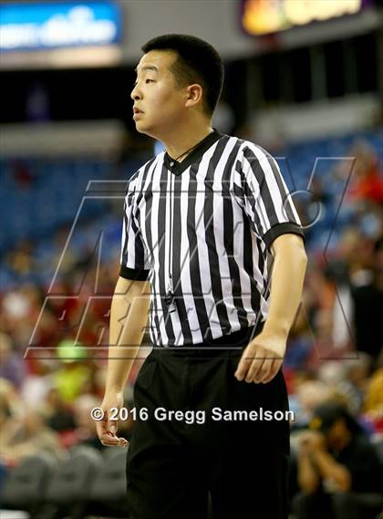 Thumbnail 3 in St. Francis vs. Castro Valley (CIF NorCal Regional D1 Final) photogallery.