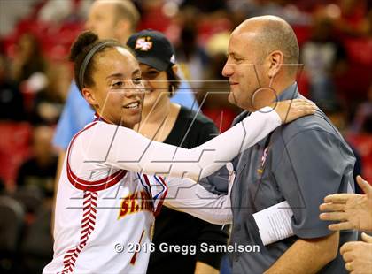Thumbnail 1 in St. Francis vs. Castro Valley (CIF NorCal Regional D1 Final) photogallery.